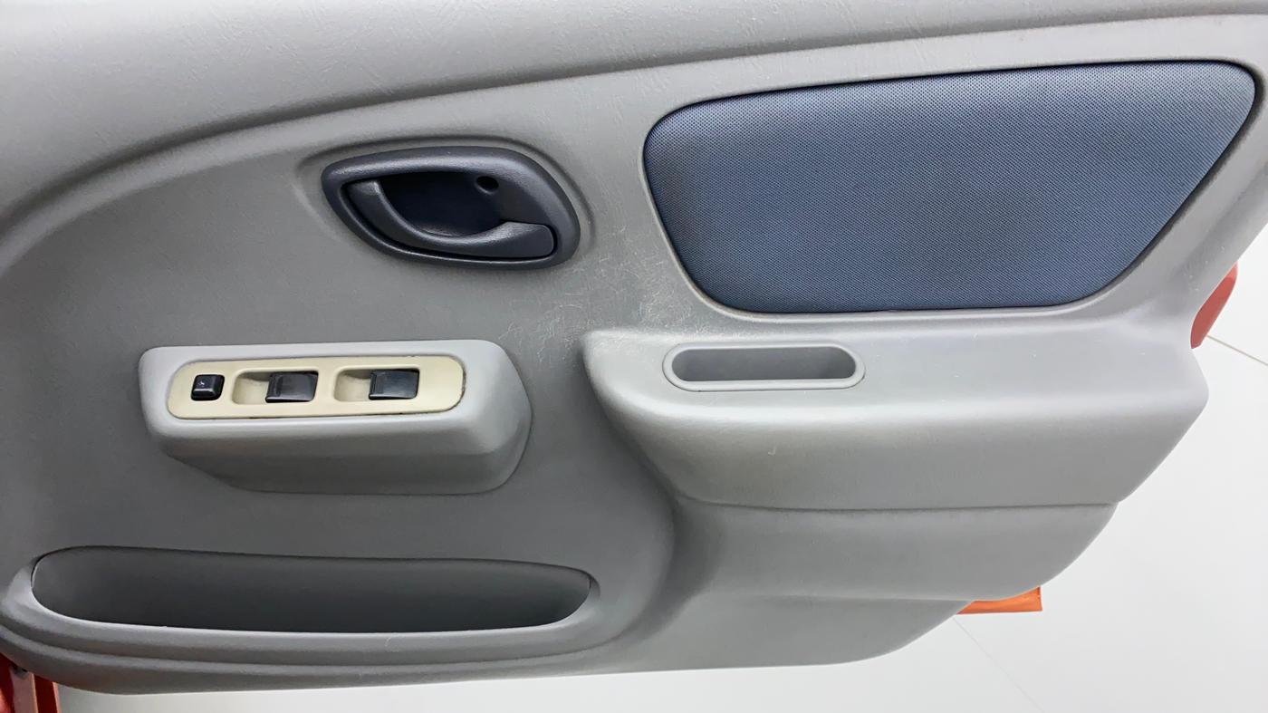 2013 Maruti Alto K10 VXI P, Petrol, Manual, Driver Side Door Panels Control
