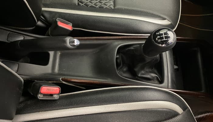 2018 Maruti Baleno ZETA PETROL 1.2, Petrol, Manual, 77,309 km, Gear Lever
