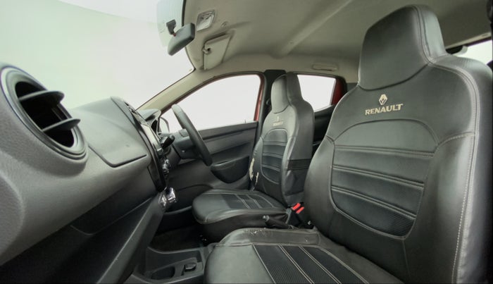 2016 Renault Kwid 1.0 RXT Opt AT, Petrol, Automatic, 52,180 km, Right Side Front Door Cabin