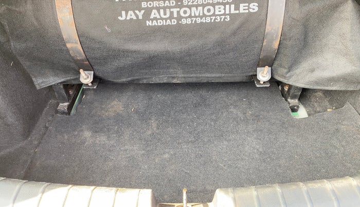 2019 Tata TIGOR XZ PLUS PETROL, CNG, Manual, 1,24,814 km, Boot Inside