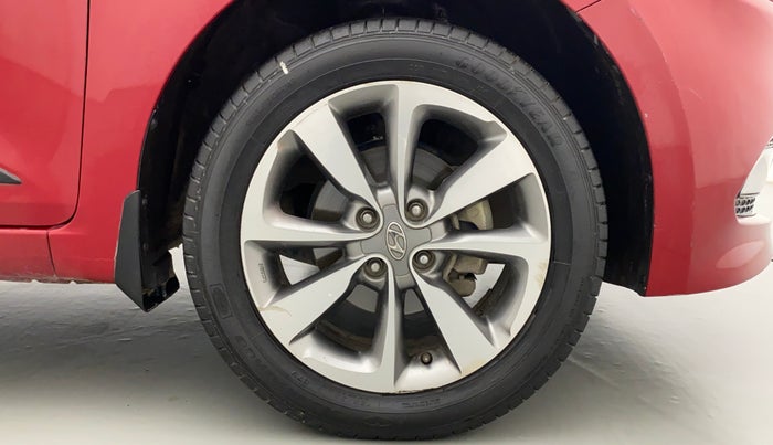 2015 Hyundai Elite i20 ASTA 1.2, CNG, Manual, 75,110 km, Right Front Wheel