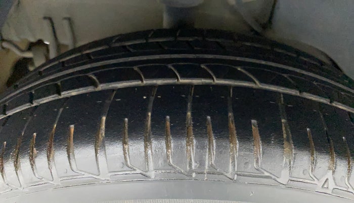 2015 Tata Bolt XMS QUADRAJET, Diesel, Manual, 91,184 km, Right Rear Tyre Tread