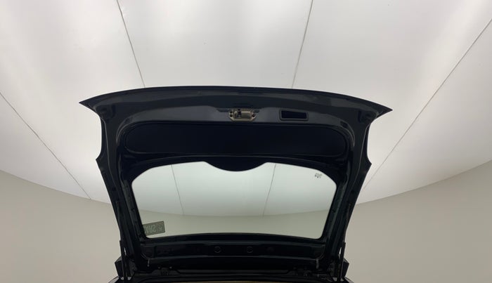 2015 Tata Bolt XMS QUADRAJET, Diesel, Manual, 91,184 km, Boot Door Open