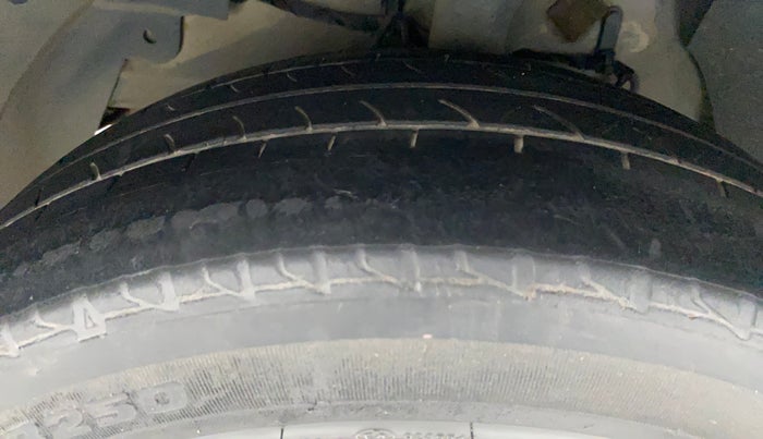 2015 Tata Bolt XMS QUADRAJET, Diesel, Manual, 91,184 km, Left Front Tyre Tread