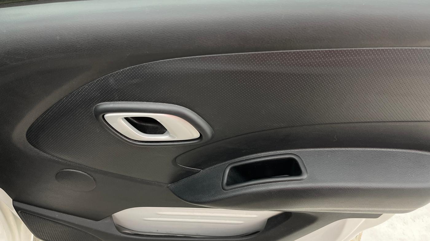 2018 Datsun Redi Go T(O) 1.0 AMT, Petrol, Automatic, 56,602 km, Driver Side Door Panels Control