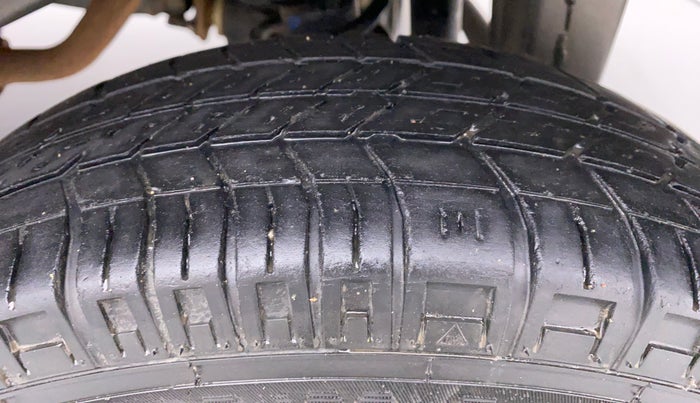 2021 Maruti Eeco 5 STR WITH AC PLUSHTR, Petrol, Manual, 24,079 km, Right Rear Tyre Tread