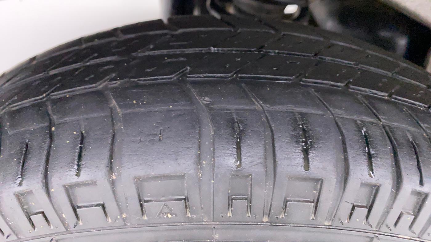 2021 Maruti Eeco 5 STR WITH AC PLUSHTR, Petrol, Manual, 24,079 km, Left Rear Tyre Tread