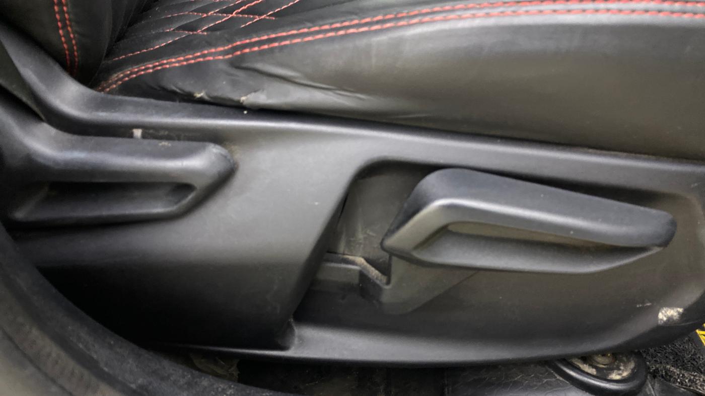 2022 Tata TIGOR XZ PLUS CNG, CNG, Manual, 56,201 km, Driver Side Adjustment Panel