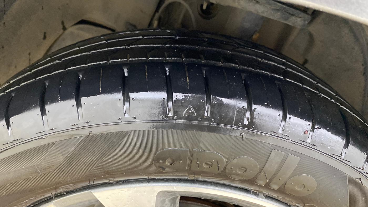 2022 Tata TIGOR XZ PLUS CNG, CNG, Manual, 56,201 km, Left Front Tyre Tread