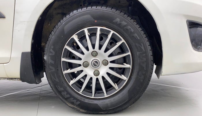 2012 Maruti Swift Dzire VXI, Petrol, Manual, 22,947 km, Right Front Wheel