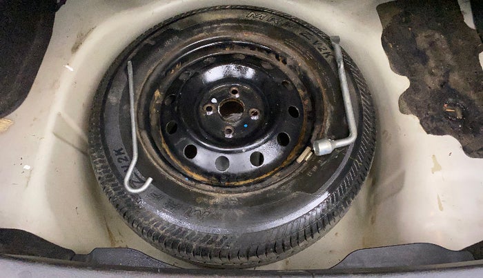 2012 Maruti Swift Dzire VXI, Petrol, Manual, 22,947 km, Dicky (Boot door) - Jack missing