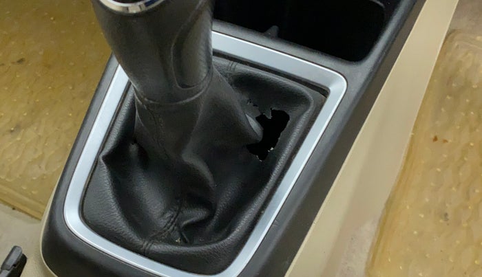 2018 Maruti Dzire VDI, Diesel, Manual, 31,892 km, Gear lever - Boot cover slightly torn