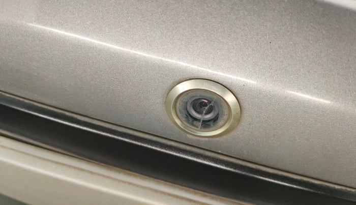 2017 Maruti Vitara Brezza VDI (O), Diesel, Manual, 79,525 km, Parking Camera