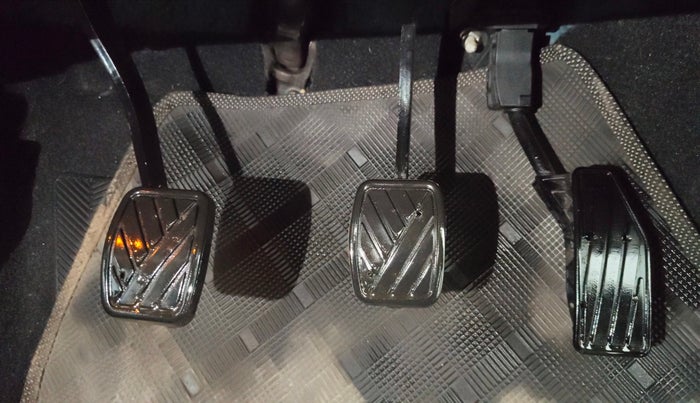 2017 Maruti Baleno ALPHA DIESEL 1.3, Diesel, Manual, 78,016 km, Pedals