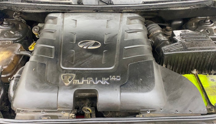 2013 Mahindra XUV500 W8, Diesel, Manual, 97,655 km, Engine View