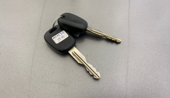 2018 Maruti Wagon R 1.0 LXI CNG, CNG, Manual, 62,534 km, Key Close Up