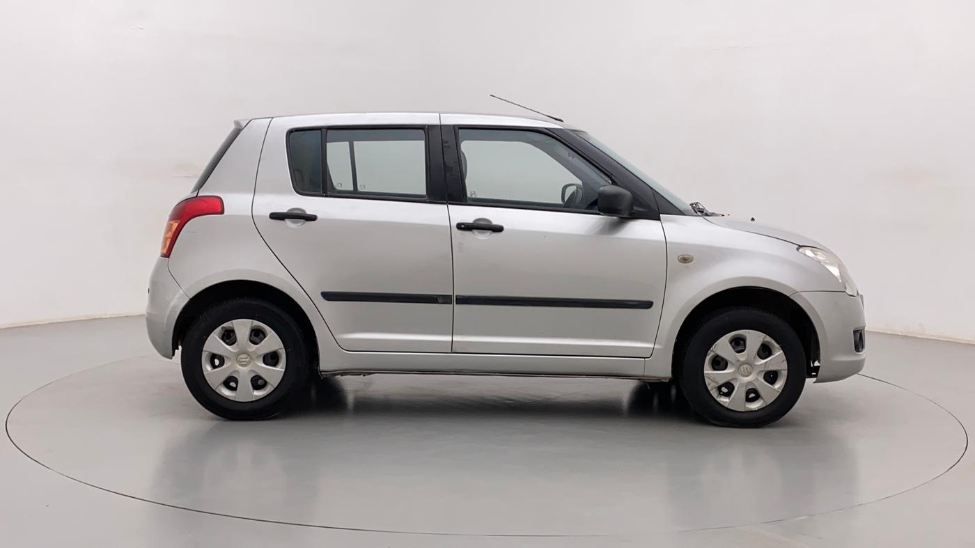 2011 Maruti Swift VXI, Petrol, Manual, 1,08,324 km, Right Side View