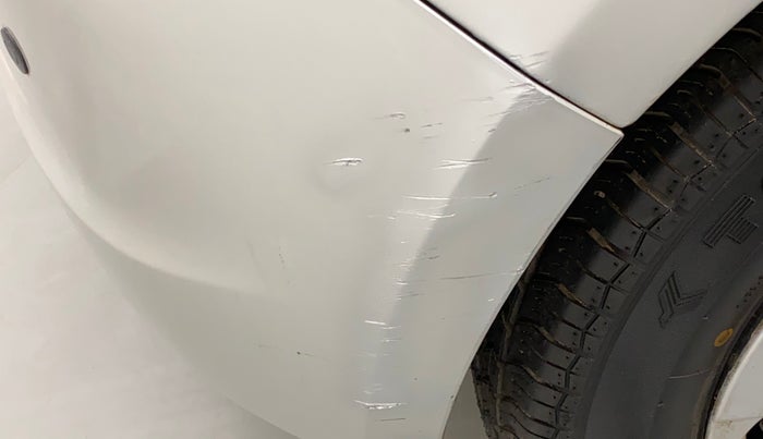 2011 Maruti Swift VXI, Petrol, Manual, 1,08,324 km, Rear bumper - Minor scratches