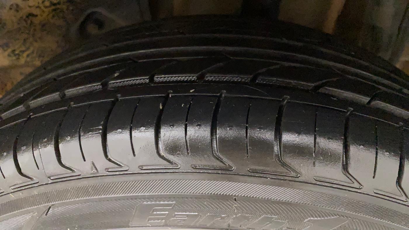 2017 Tata Tiago XZ PETROL, Petrol, Manual, 58,456 km, Left Rear Tyre Tread