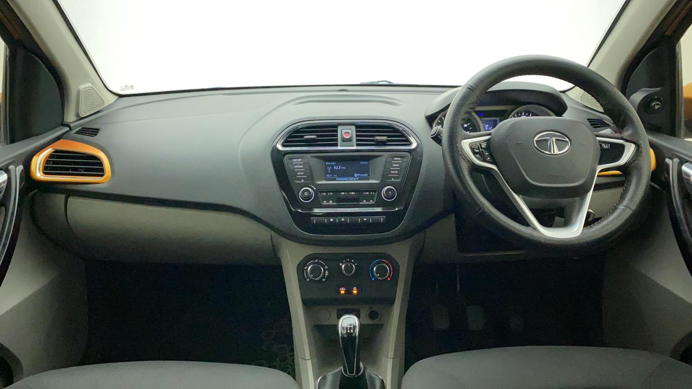 2017 Tata Tiago XZ PETROL, Petrol, Manual, 58,456 km, Dashboard