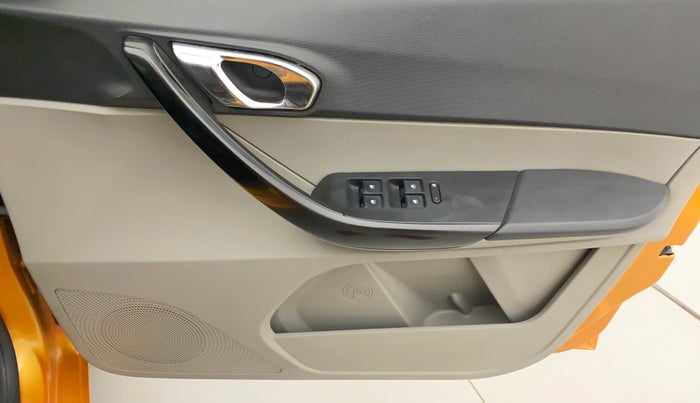 2017 Tata Tiago XZ PETROL, Petrol, Manual, 58,456 km, Driver Side Door Panels Control