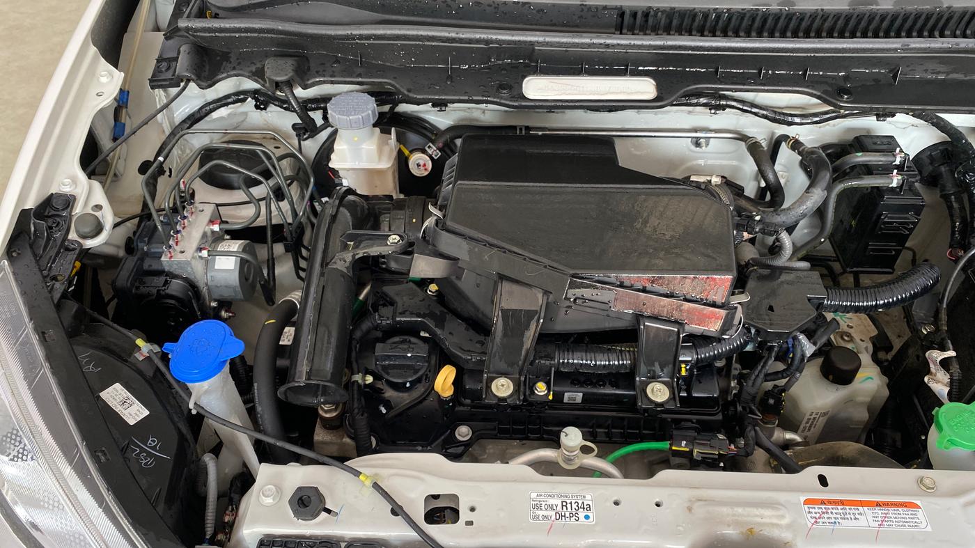2025 Maruti Alto K10 VXi Plus (O) AGS, Petrol, Automatic, 1,835 km, Engine View - Right