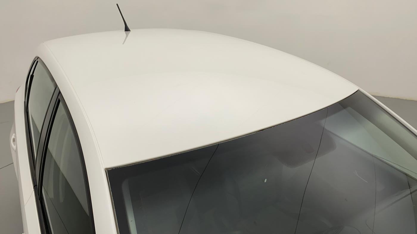 2015 Volkswagen Polo COMFORTLINE 1.2L PETROL, Petrol, Manual, 64,487 km, Roof