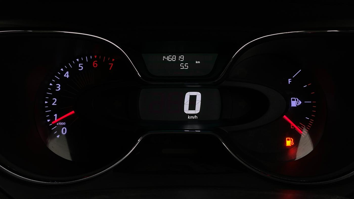 2018 Renault Captur RXT PETROL, Petrol, Manual, 1,46,833 km, Odometer Image