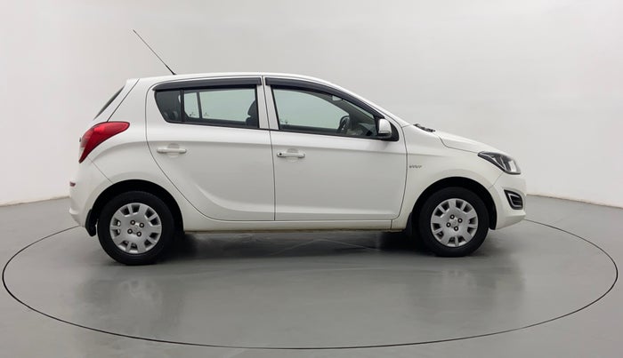 2012 Hyundai i20 MAGNA O 1.2, Petrol, Manual, 30,201 km, Right Side