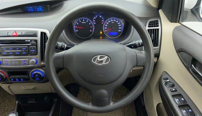 2012 Hyundai i20 MAGNA O 1.2, Petrol, Manual, 30,201 km, Steering Wheel Close Up