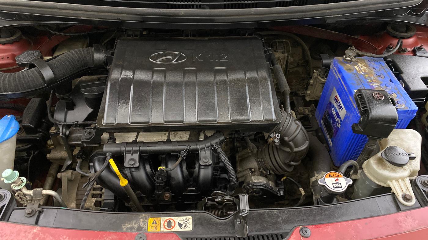 2015 Hyundai Xcent S 1.2, Petrol, Manual, 45,959 km, Engine View