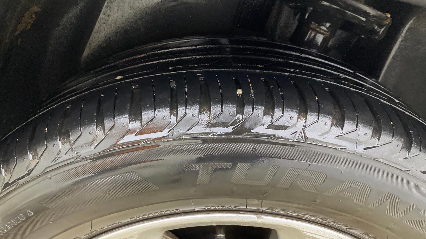 2018 Jeep Compass LIMITED 1.4 PETROL AT, Petrol, Automatic, 76,797 km, Left Rear Tyre Tread