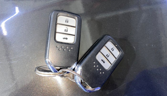 2018 Honda City 1.5L I-VTEC VX, Petrol, Manual, 93,871 km, Key Close Up