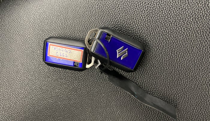 2019 Maruti Swift ZXI AMT, Petrol, Automatic, 34,343 km, Key Close Up