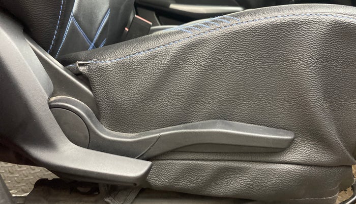 2019 Maruti Swift ZXI AMT, Petrol, Automatic, 34,343 km, Driver Side Adjustment Panel