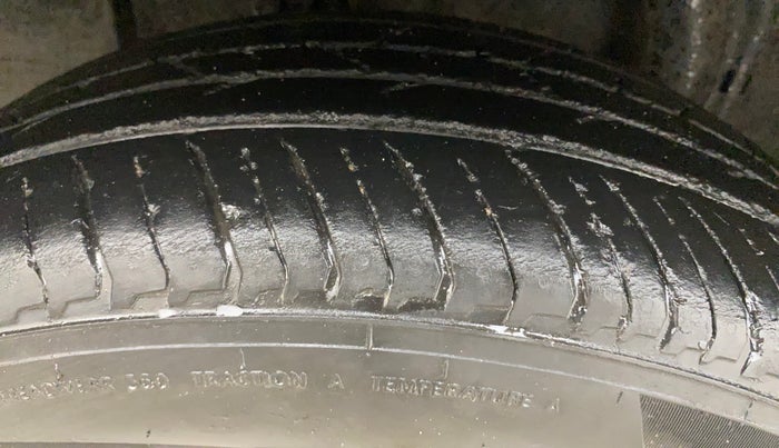 2023 Nissan MAGNITE XV TURBO KURO EDITION, Petrol, Manual, 66,044 km, Right Rear Tyre Tread