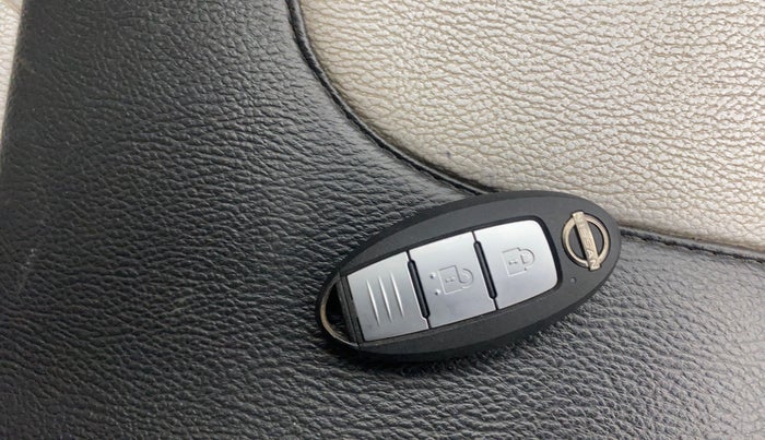 2023 Nissan MAGNITE XV TURBO KURO EDITION, Petrol, Manual, 66,044 km, Key Close Up