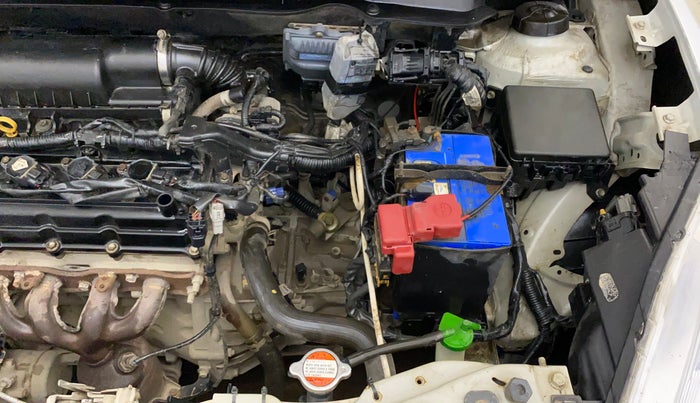 2018 Maruti Swift VXI, CNG, Manual, 45,340 km, Engine View - Left