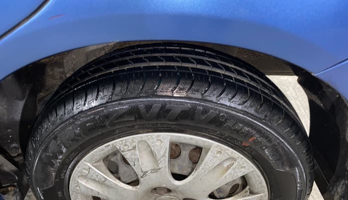 2013 Honda Amaze 1.2L I-VTEC S, Petrol, Manual, 20,087 km, Left Rear Tyre Tread