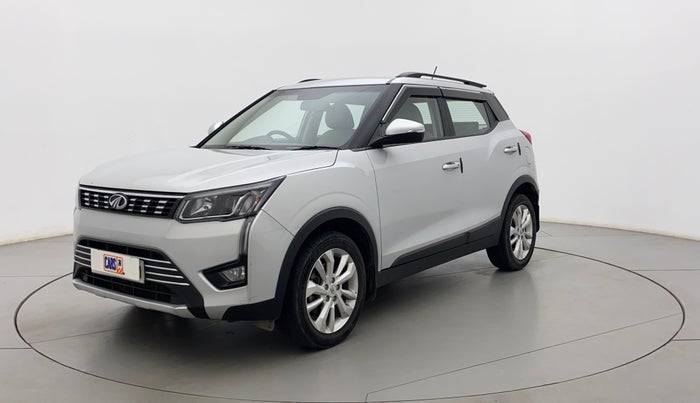 2021 Mahindra XUV300 W8 1.5 DIESEL, Diesel, Manual, 27,992 km, Left Front Diagonal