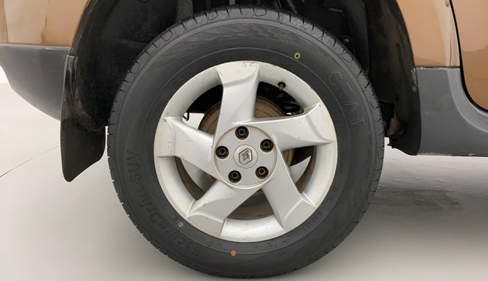 2013 Renault Duster 85 PS RXL DIESEL (OPT), Diesel, Manual, 83,708 km, Right Rear Wheel