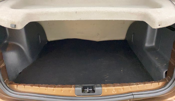 2013 Renault Duster 85 PS RXL DIESEL (OPT), Diesel, Manual, 83,708 km, Boot Inside