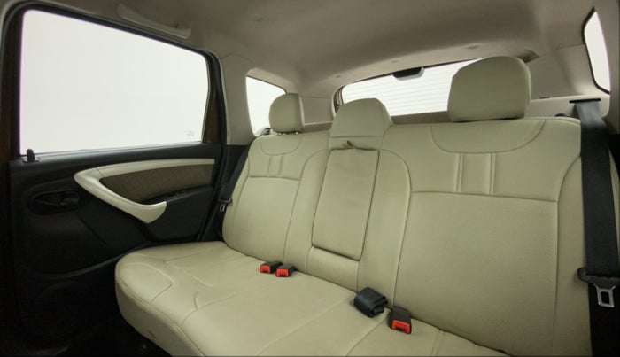 2013 Renault Duster 85 PS RXL DIESEL (OPT), Diesel, Manual, 83,708 km, Right Side Rear Door Cabin