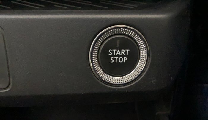 2022 Renault Kiger RXT (O) MT DUAL TONE, Petrol, Manual, 24,402 km, Keyless Start/ Stop Button