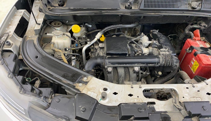 2022 Renault Kiger RXT (O) MT DUAL TONE, Petrol, Manual, 24,402 km, Engine View - Right