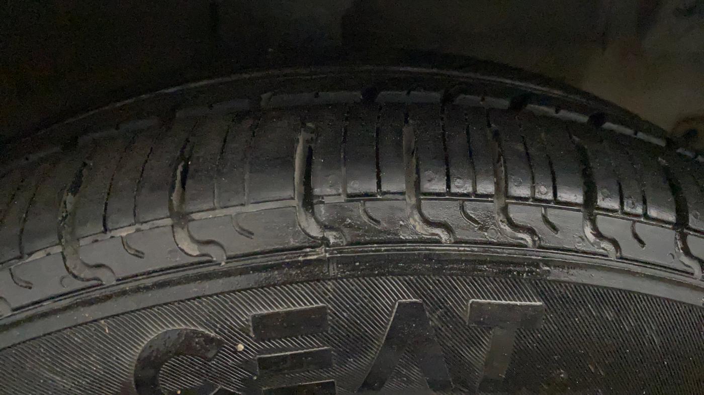 2021 Hyundai XCENT PRIME 	T+ CNG, CNG, Manual, 65,561 km, Right Front Tyre Tread