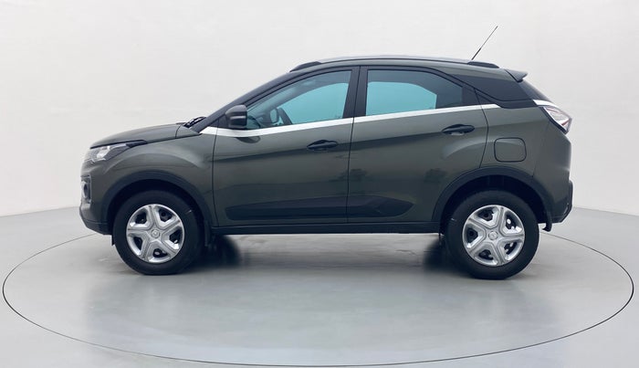 2021 Tata NEXON XMA 1.5, Diesel, Automatic, 36,641 km, Left Side