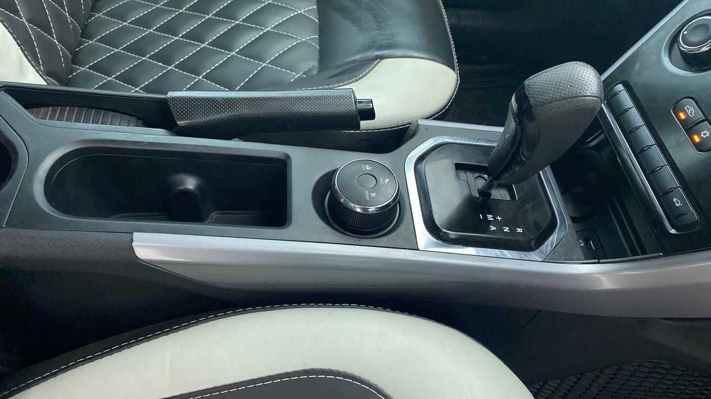 2021 Tata NEXON XMA 1.5, Diesel, Automatic, 36,641 km, Gear Lever