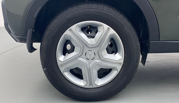 2021 Tata NEXON XMA 1.5, Diesel, Automatic, 36,641 km, Right Rear Wheel