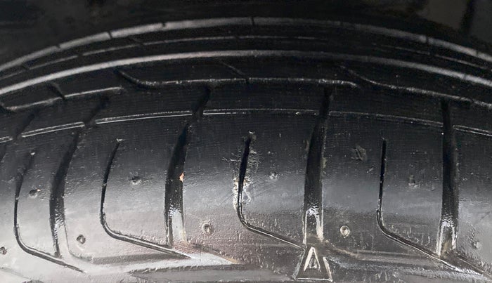 2021 Tata NEXON XMA 1.5, Diesel, Automatic, 36,641 km, Left Front Tyre Tread